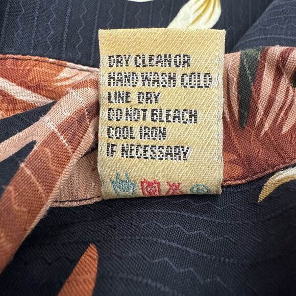 Jos A Bank 100% Silk Hawaiian Camp Shirt Men's Large Black Tropical Floralwhat - Picture 10 of 10